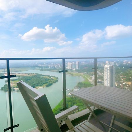 Monic Staycation #Country Garden Danga Bay Джохор Бахру Екстериор снимка